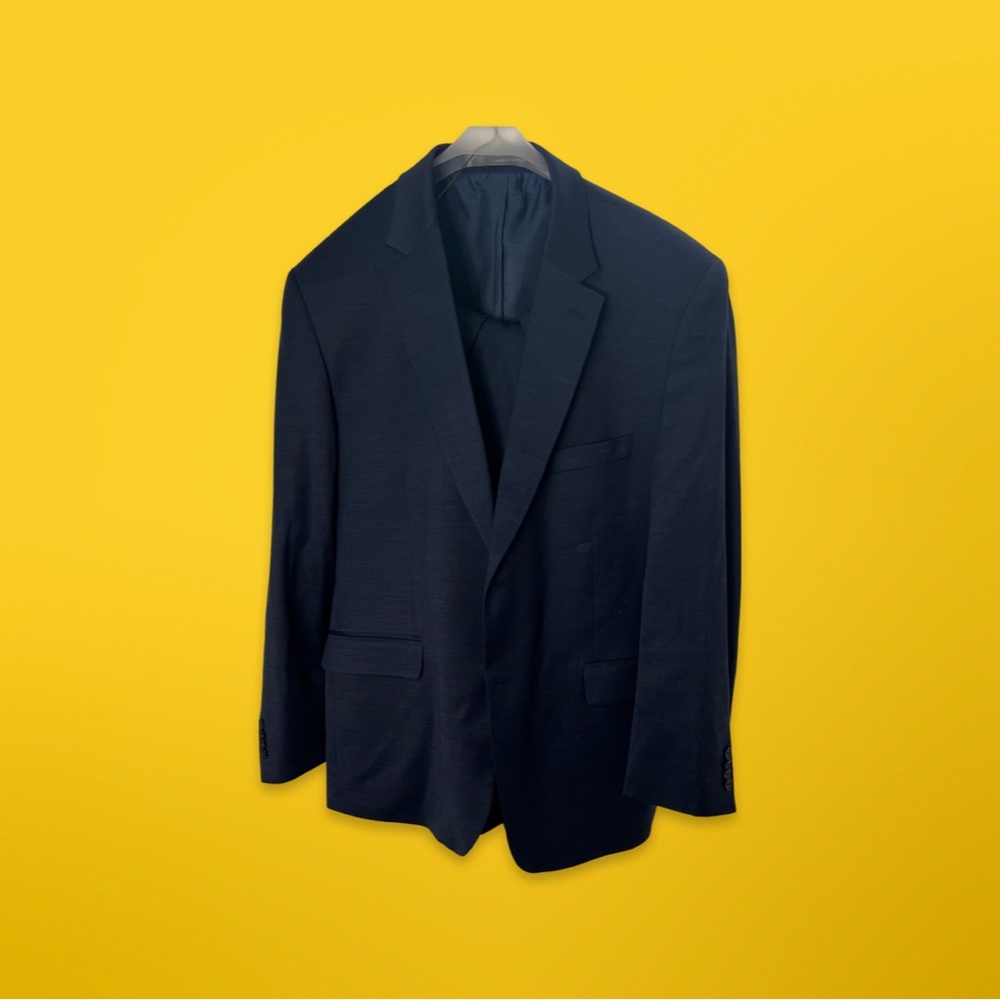 Kenneth Cole - Tailored Suit - Skinny Fit - Worn ONCE